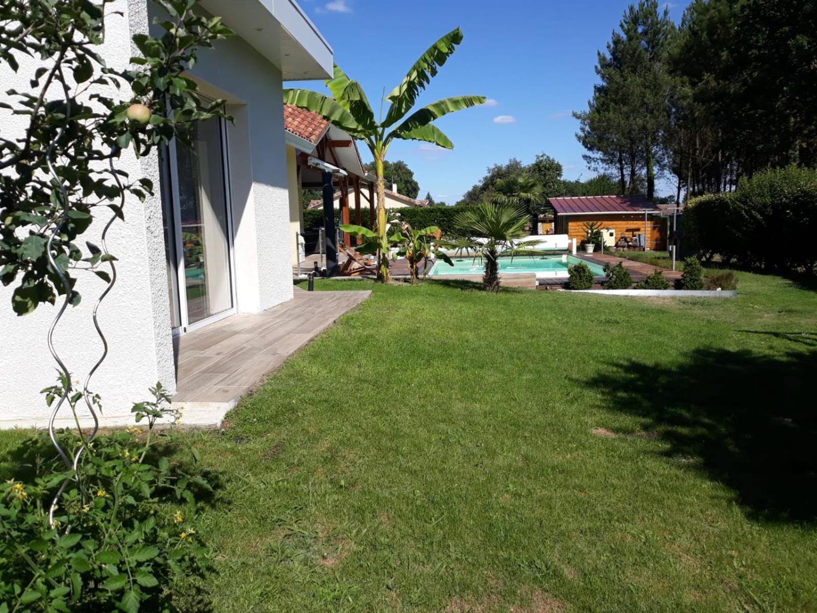 L'Atelier D'Adrien Apartment Lesgor Exterior photo